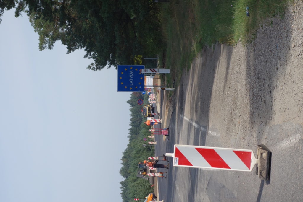Grenzübertritt nach Lettland inkl. erster Baustelle